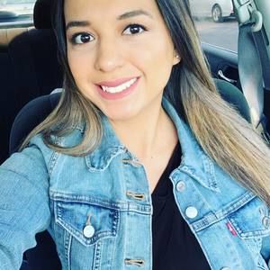 Meet your Posher, Monica